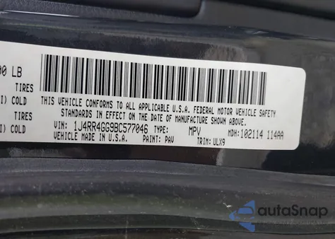 2011 Jeep Grand Cherokee Laredo z USA, uszkodzony, nr VIN 1J4RR4GG9BC577046
